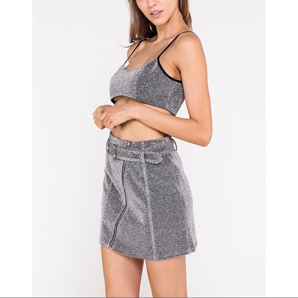 NWT Metallic Sexy Crop Top - Picture 3 of 5